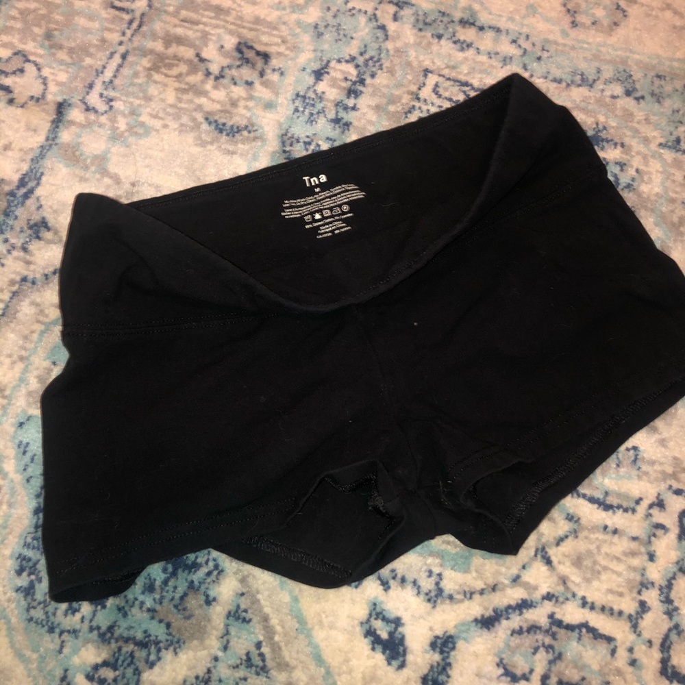 TNA SHORT SHORTS